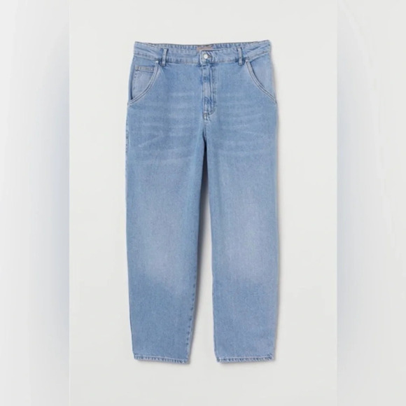 H&M women's light wash, curvy jeans Blue size XXL NWT - Picture 1 of 11
